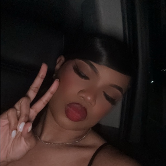 jaelyn_allen15